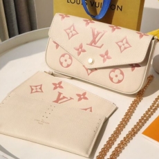 LV Purse